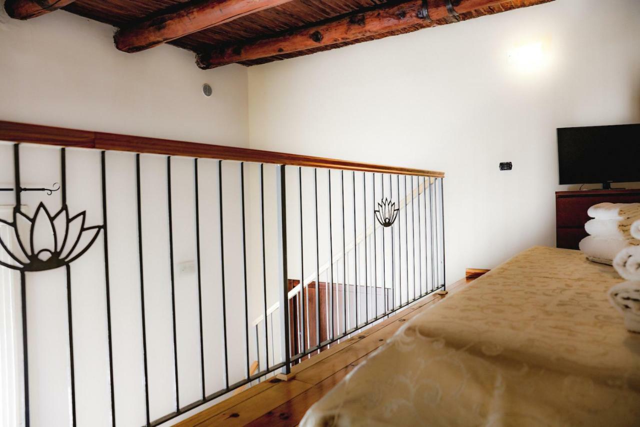 Spicchi Di Sole Panzió Nápoly Kültér fotó