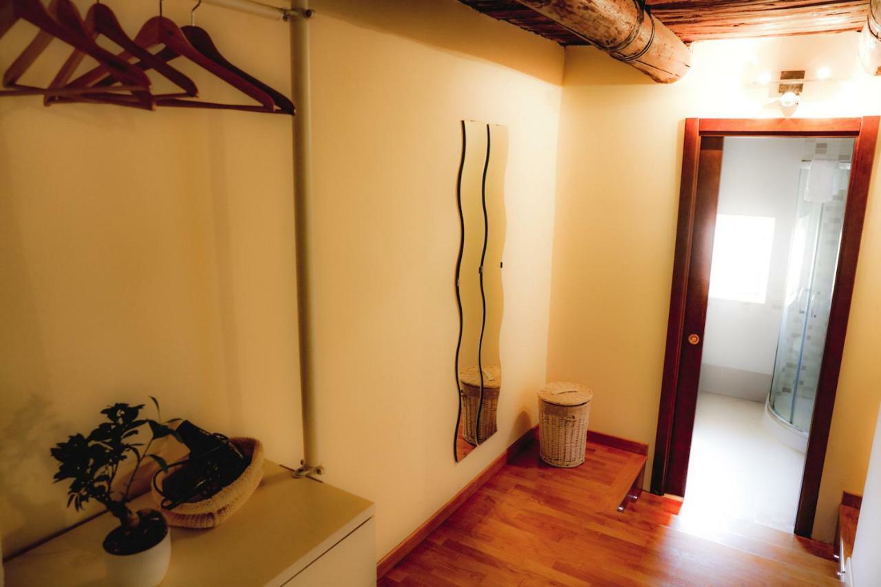 Spicchi Di Sole Panzió Nápoly Kültér fotó